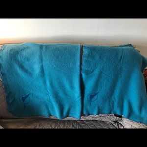 Turquoise wool pair of throws